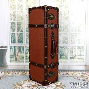 Antique Carrier M (Red Brown)