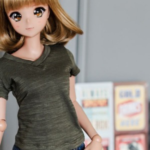[Pre-order] [SD13 Girl &amp; Smart Doll] Vneck Basic T shirt - Khaki